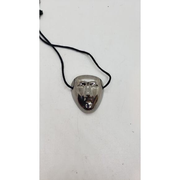 Vintage Face Mask Pendant Necklace Silver Ceramic Mardi Gras Scream Anime - Picture 5 of 9